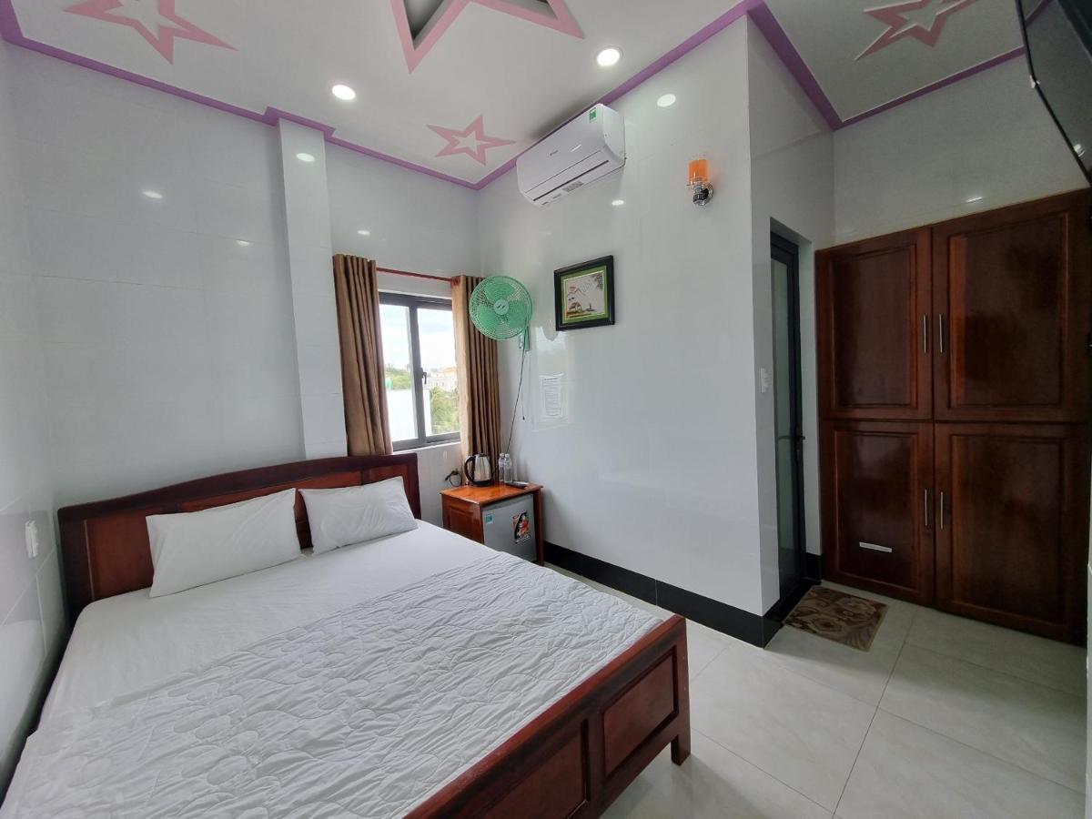 Huong Duong Hotel Dao Phu Quy Экстерьер фото